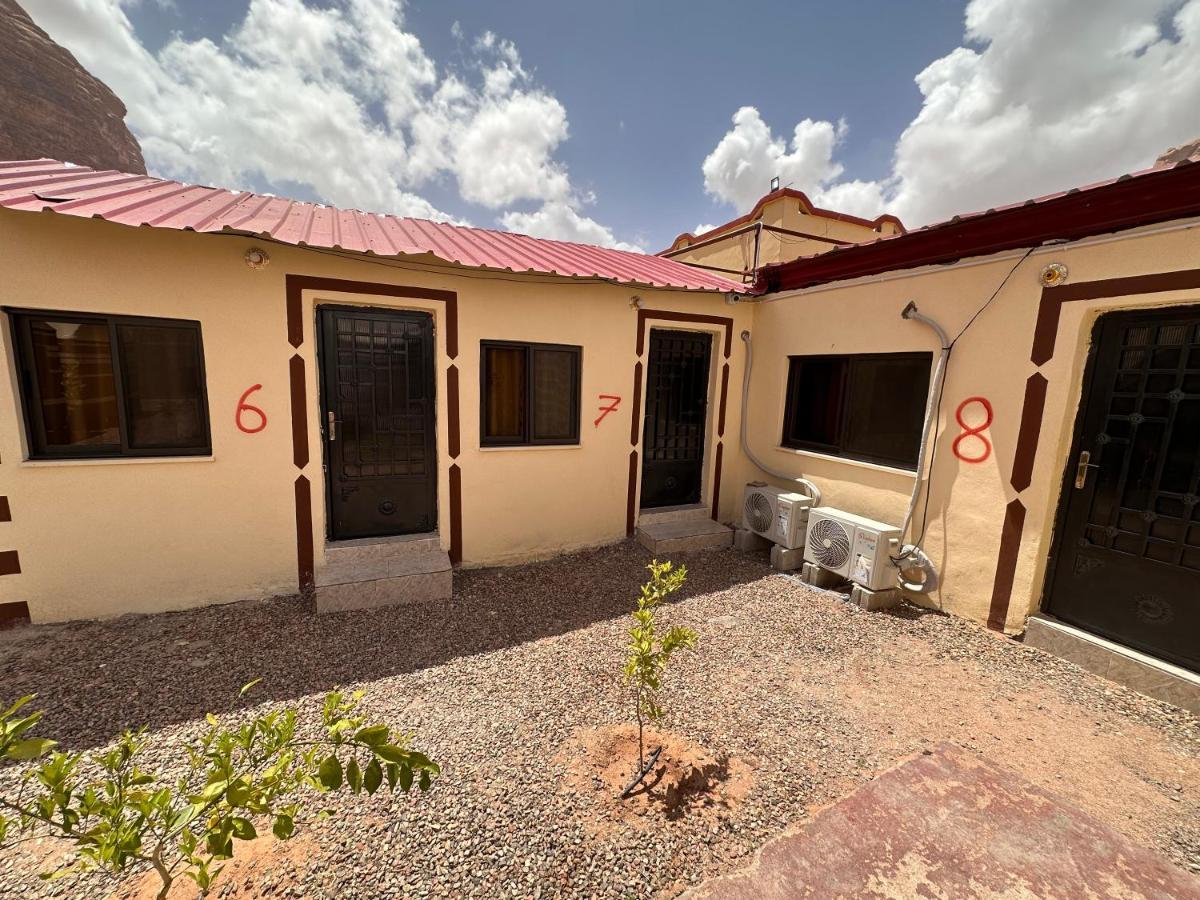 Wadi Rum Oryx Hostel & Tours Exterior foto