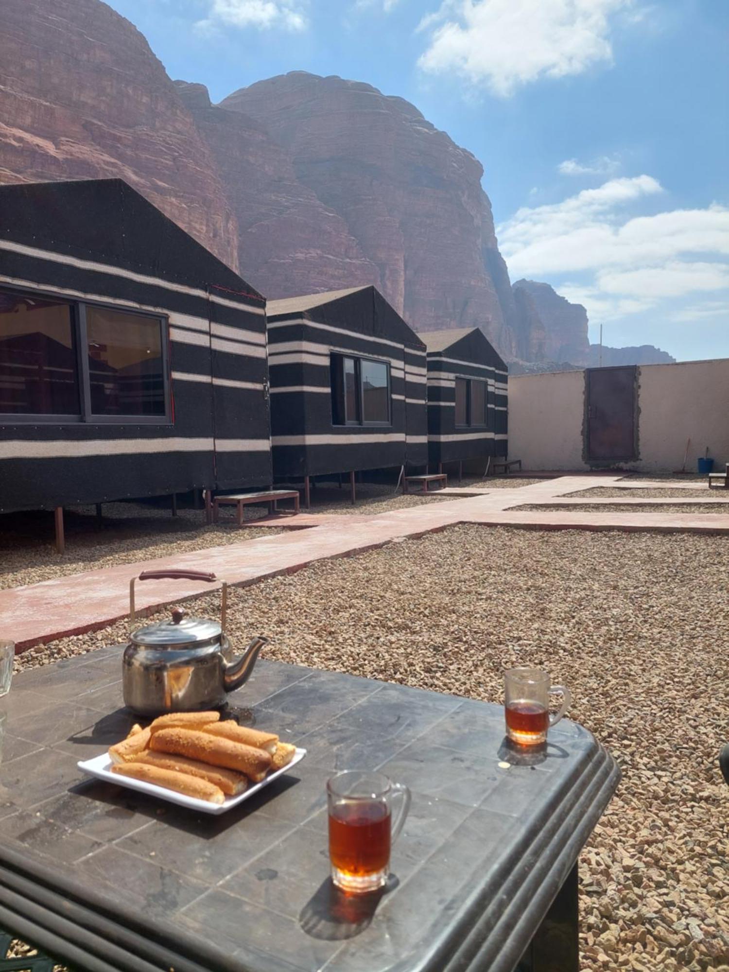 Wadi Rum Oryx Hostel & Tours Quarto foto